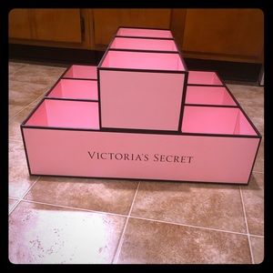 Victoria’s Secret display box